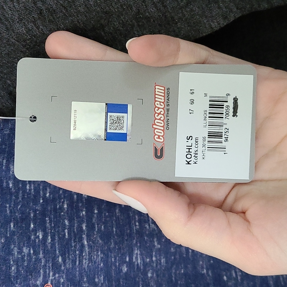 University of Illinois women's lace up shirt - Picture 4 of 4